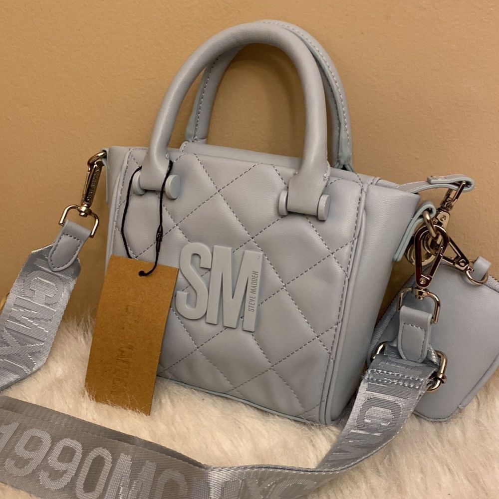 NWT Steve Madden (BBABI) Satchel Crossbody Bag w/Air Pod Case- *Limited Edition* - Picture 3 of 15